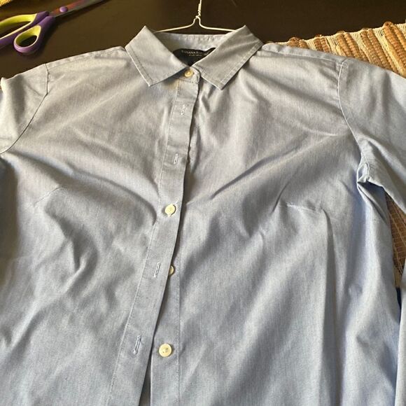 EUC Banana Republic light blue button up dress shirt size 2 - Picture 1 of 5